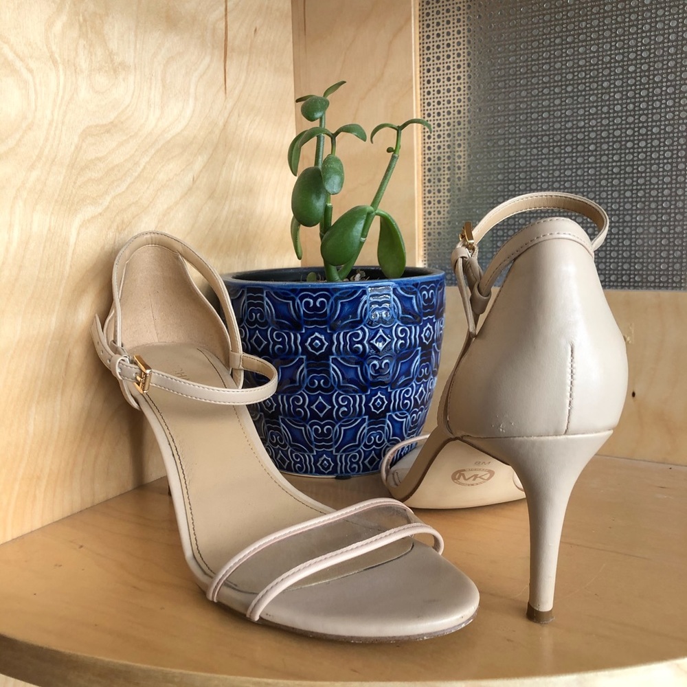 Micheal Kors heels